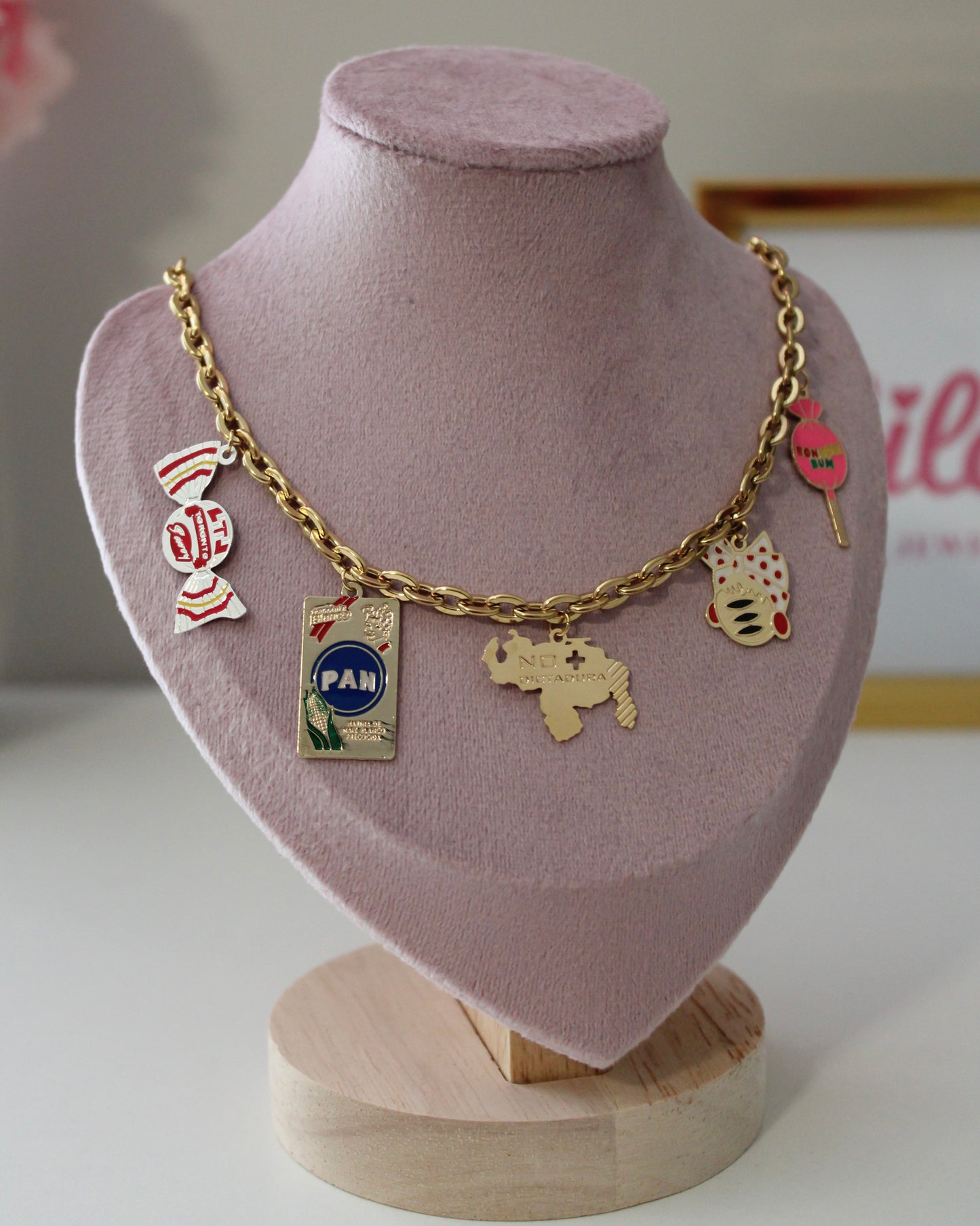Necklace charms Venezuela – 5 dijes
