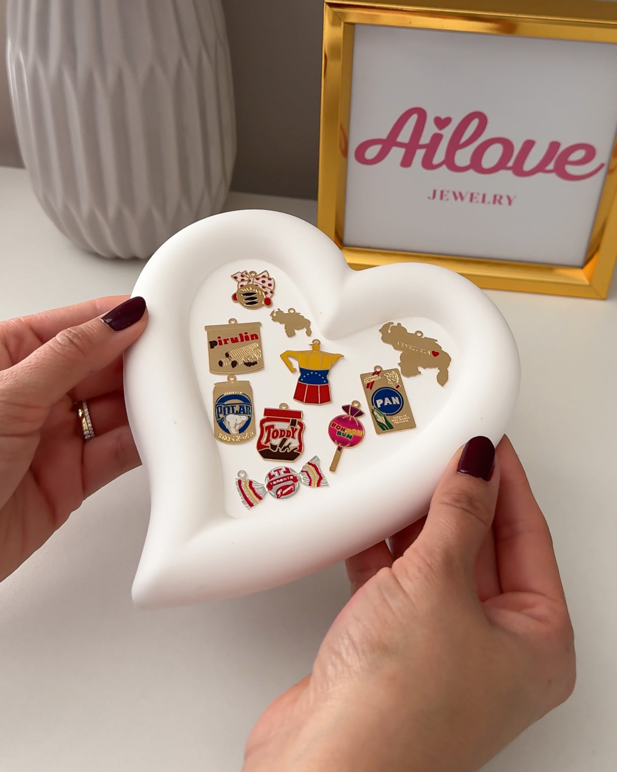 Collar ajustable con charm Venezuela